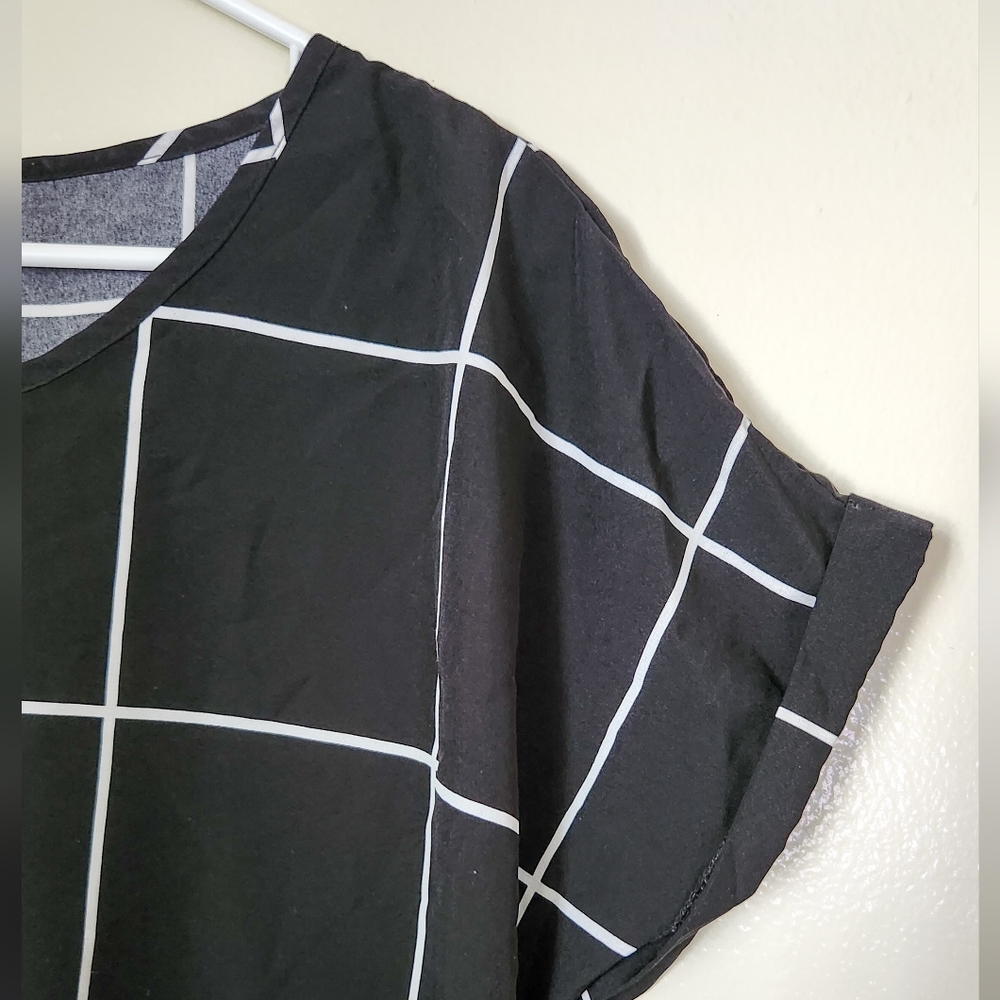 Black Plaid Short Sleeve Plus Sized Blouse